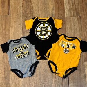 Boston Bruins 3-pack onesies